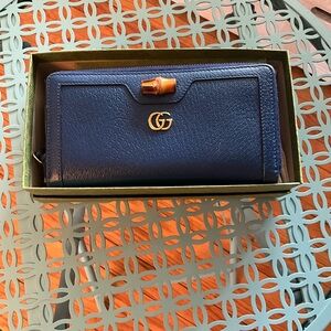 Gucci Diana Continental Wallet